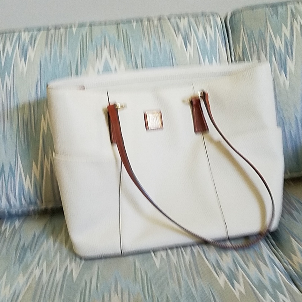 Authentic Dooney & Bourke large handbag